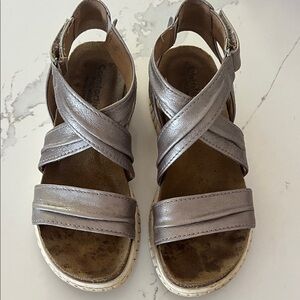 Comfortiva Women's Sandals - Metallic Silver